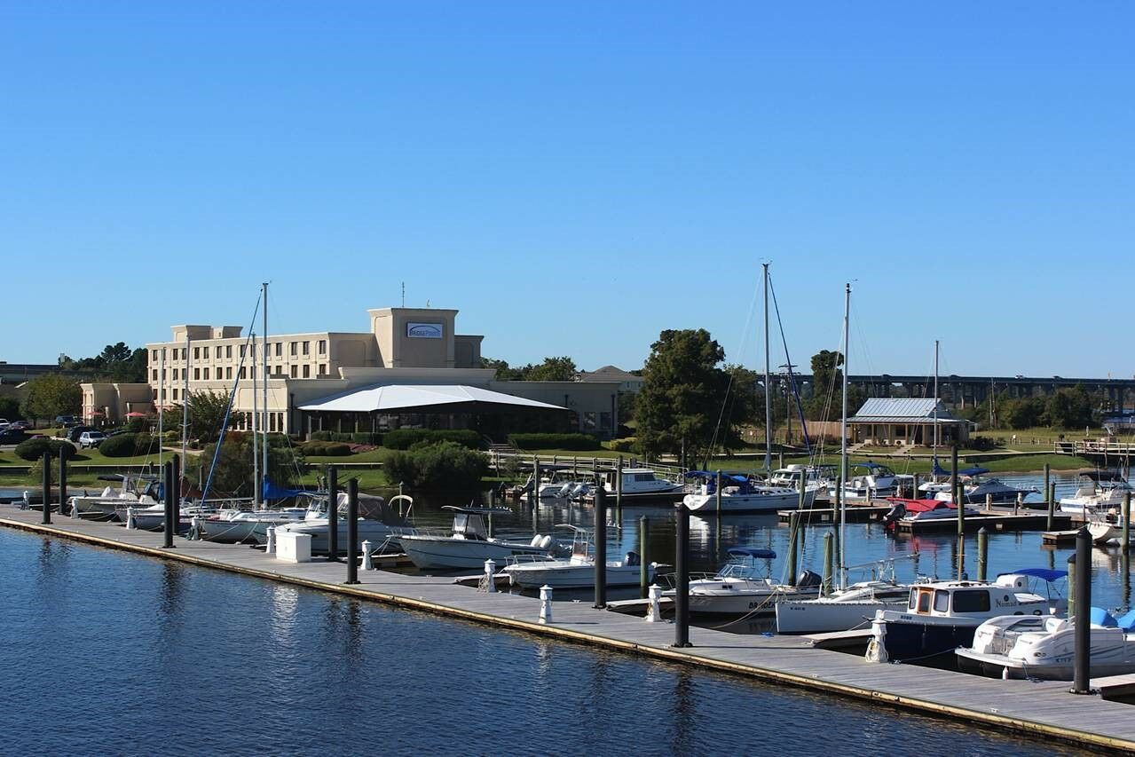 Bridgepointe Hotel & Marina New Bern Eksteriør bilde